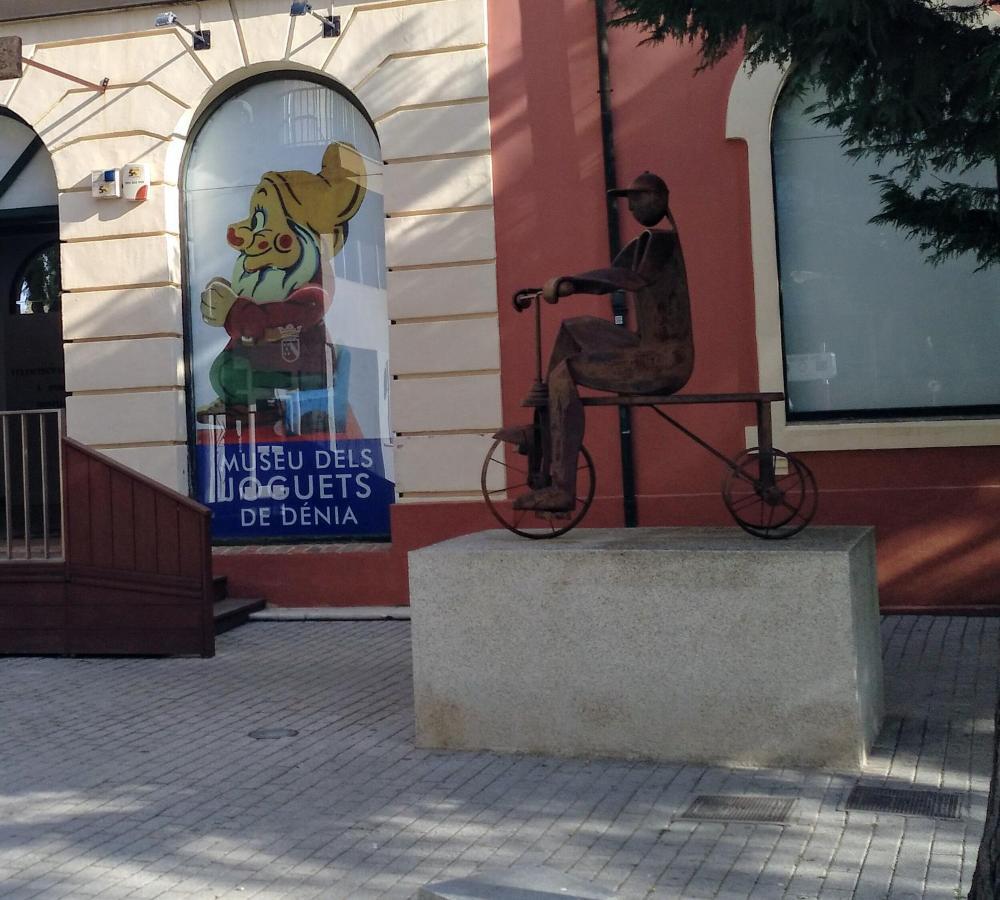 Estudio Capitan-Piscina Denia Luaran gambar