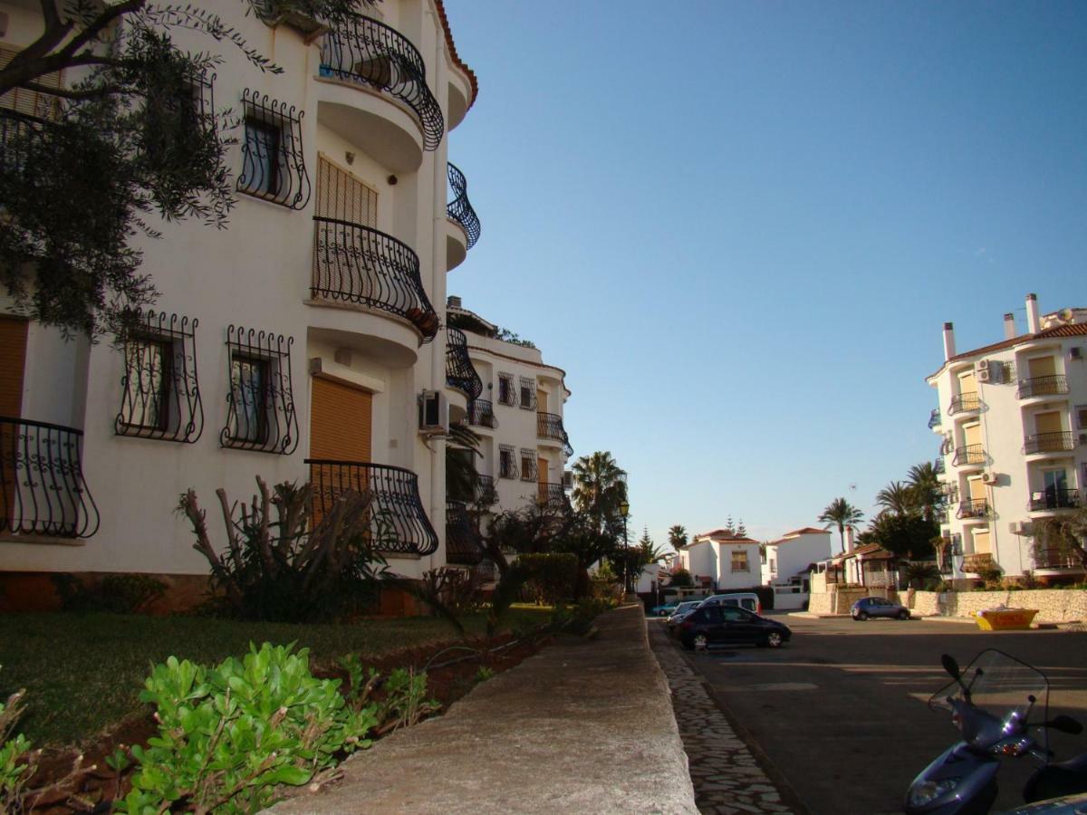 Estudio Capitan-Piscina Denia Luaran gambar